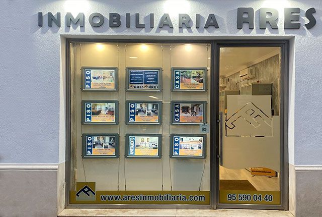 . INMOBILIARIA ARES en Écija