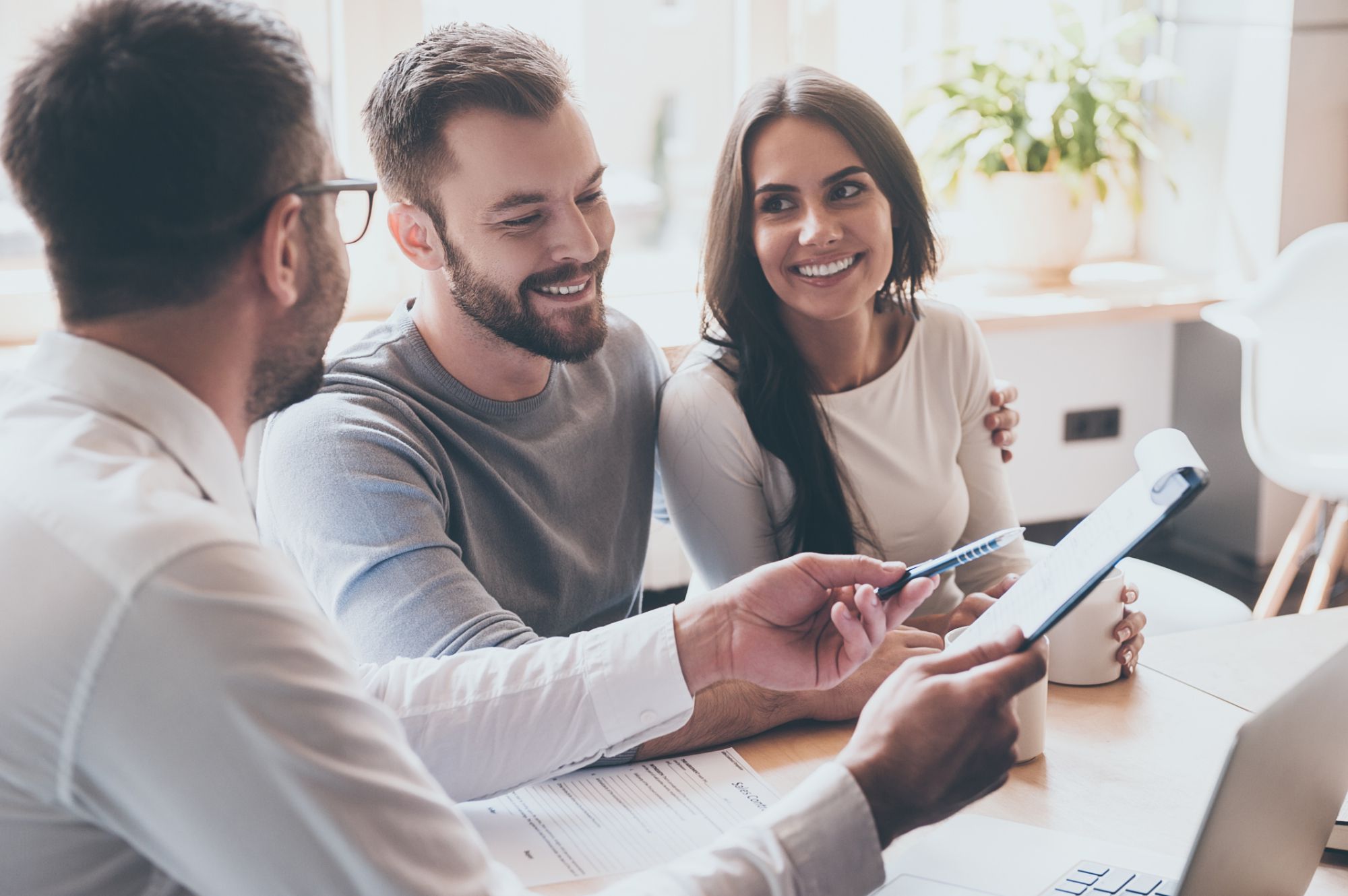 Ares Inmobiliaria tiene un asesor personal que le acompañará. ARES INMOBILIARIA en Écija